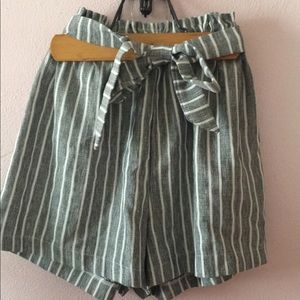 Cute stripped shorts